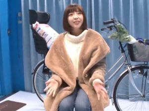 【人妻アクメ】欲求不満な人妻はアクメ自転車でマジイキしても満足できずリアルチンポを欲してしまう