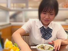 【素人中出し】性に興味津々な地味巨乳JKが本気の子作り交尾！初めての膣奥中出しでガチアクメキメて豪快潮吹き&大量放尿！