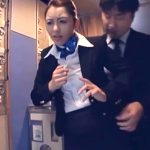【桜井あゆ×CA時間停止レイプ】時間を止められて仕事中のムレムレマンコを空の上で無意識レイプされる美人CA！