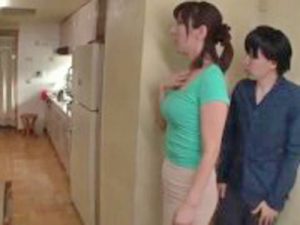 【澤村レイコ×人妻近親相姦】父が出かけたらすぐに中出し近親相姦を始める性欲オバケの息子と濡れ濡れマンコの淫乱母