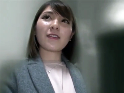 欲求不満の淫乱妻を激ピスハメで最後はイラマチオ口内射精フィニッシュ