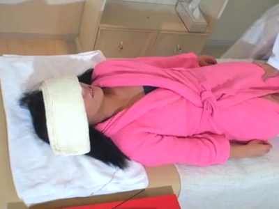 居酒屋でバイトしている素人さん→媚薬エステで気持ちよくなって中出しアヘ顔パコ