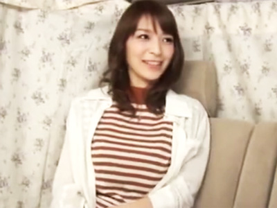 パイパンマンコの美人妻をナンパしてホテルでNTR中出しハメ撮り