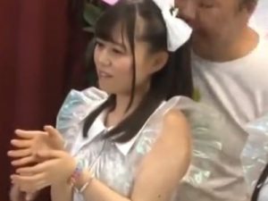 【アイドル時間停止イラマ】時間が止まった世界でキモい男に喉奥レイプされるアイドル！無意識状態でかわいいお口にザーメン注入されてしまう