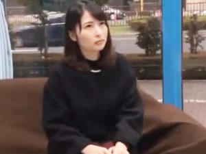 【素人妻ナンパ交尾】ナンパした人妻の肩こりマッサージから全身愛撫して発情したところに生チンポをぶち込んで浮気交尾