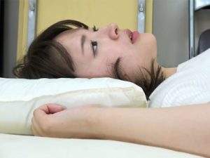 【人妻婦人科レイプ】婦人科検診でスケベ医師にクリトリスと膣穴を弄ばれ愛液まみれのマンコにたっぷり孕ませ中出しレイプされる人妻たち