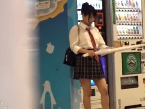 【P活JKハメ撮り】ドスケベ巨乳ボディでチンポを刺激するP活JKのパイパンマンコを堪能してねっとり口マンコで大人チンポに奉仕させる