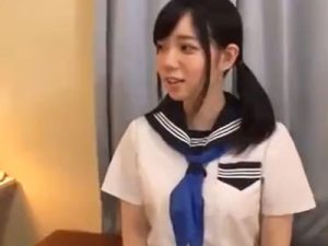 【JK中出し】清楚な美少女JKが検診でマンコの中までじっくり観察されて発情！ねっとりマンコに生チンポぶち込まれて中出しアクメ