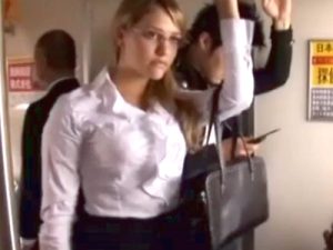 【金髪レイプ】むっちり巨乳の金髪外国人娘が痴漢に狙われ公開レイプ！グチョ濡れマンコを犯されまくってぶっかけアクメ