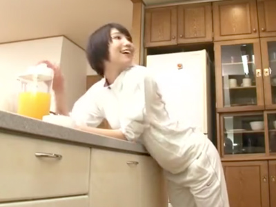 間違えて媚薬飲んじゃっや姉が痴女化して巨根弟を逆レイプ近親相姦！