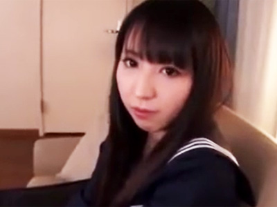 先生のギンギン巨根をお口に突っ込まれ屈辱イラマSEXに悶える美少女JK