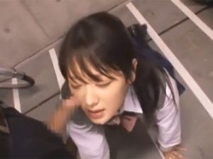 【肉便器JK】肉便器として躾けられたJKはチンポの匂いでマンコをネバネバマン汁で発情させて生交尾で失禁アクメする性奴隷