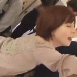 【チンポ喰い人妻】欲求不満でチンポに飢えたドスケベ人妻が電車で見つけた若い男のチンポを下品にしゃぶって生マンコでザーメン搾り