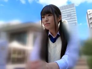【素人JK生ハメ】ドスケベ巨尻な美少女JKに生チンポしゃぶらせてハメ倒す！肉厚マンコに生チンポ挿入して大量顔射