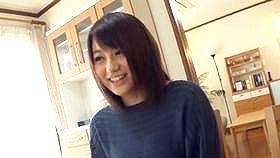 【自宅NTR】旦那にショナイで大学生を家に連れ込んだ人妻→爆乳揺...
