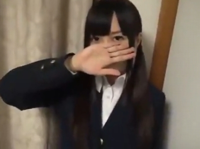 「やだ…ゃだ…っ」まだ毛も生えそろっていないような黒髪ロリっ子と主観ハメ撮り