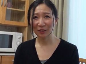 【熟女妻中出し】セックスレスで性欲が限界に達した熟女妻がプライド捨てて浅ましいチンポしゃぶりで媚び媚び膣奥中出し懇願