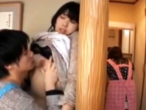 【近親相姦不倫中出し】娘に隠れて義理の息子に飢えたマンコを差し出して近親相姦中出しアクメおねだりするドスケベ熟女母