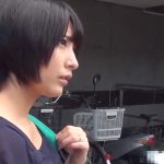 【人妻オナニー】ナンパされた人妻がパンツに愛液シミ作ってガチオナニー！剛毛マンコにバイブ突っ込んでチンポ咥えながら下品にアクメ