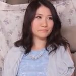 【熟女妻中出し】セックスレスで欲求不満な素人熟女妻がナンパ男と生セックス！完熟パイパンマンコに中出しされてガチアクメ