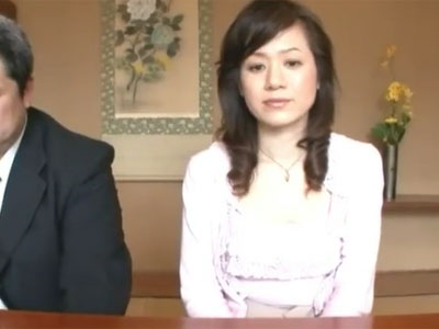 欲求不満な熟女妻が数年ぶりの生チンポに完堕ちアクメ