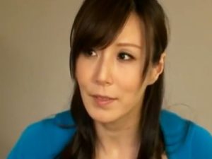 【熟女妻黒人チンポ中出し】普通のチンポでは満足できないドスケベ熟女妻が黒人デカマラに3Pで犯されて屈服中出しされてしまう