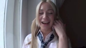 【金髪JK中出し】留学生金髪JKのムチムチドスケベボディを生チンポで犯しまくる！メス臭いガイジンマンコにザーメンたっぷり中出し