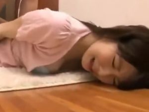 【JK姉近親相姦】無防備にスケベな勃起乳首をチラ見せ挑発してくるJK姉に我慢できずに近親相姦レイプで生マンコを犯しまくる！