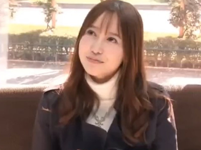 セレブ素人妻をナンパ→乳首弄ったら発情したのでパイ射パコｗ