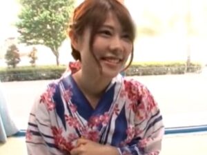 【浴衣ギャル生ハメ】夏祭りに向かう浴衣ギャルが夏の思い出にMM号で生ハメ交尾！生マンコをネットリ犯して大量ぶっかけ