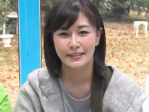 【素人妻ナンパ中出し】欲求不満な素人美人妻がMM号で全身愛撫されてガチ発情！愛液まみれのスケベマンコに大量中出し