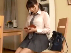 【JKレイプ親子丼】清楚で美少女なJKが自宅で同級生に生ハメレイプ！居合わせた熟女ママも同時に犯され母娘孕ませ中出し