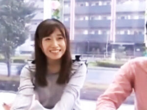 【素人JD中出し】MM号にやってきた美人JDが男友達と公開生交尾！カメラの前でエロすぎる子作り中出しアクメ