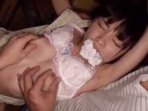 【JS輪姦中出しレイプ】ガチロリJS美少女をおじさんたちで輪姦レイプ！パイパン処女ロリマンコに臭いザーメンたっぷり中出し