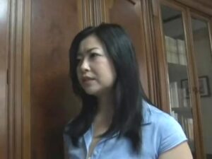 【熟女ママキメセク近親相姦】欲求不満の熟女ママが義理の息子に媚薬を盛ってキメセク近親相姦で中出しアクメ