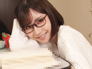 【ロリ娘浮気中出し】ムッチリ巨乳の彼女の妹に誘惑されて生ハメ交尾！肉厚マンコ気持ちよすぎてたっぷり浮気中出し