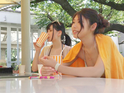 【素人ナンパ】お酒でビッチ臭を漂わせるビキニ美女が久しぶりのSE...