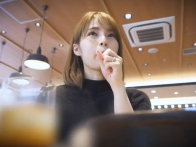 「ちょっ！これやばいっ！」色気たっぷりセクシー人妻が他人棒をご奉仕フェラ！浮気パコでガチ喘ぎｗ