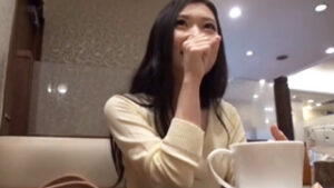 【人妻ナンパ中出し】欲求不満な素人美人妻たちをナンパしてハメまくる！男に飢えたドスケベマンコに無責任中出し