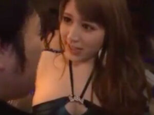 【キャバ嬢レイプ】モデル級美女キャバ嬢にムラムラしたので店が暗くなった瞬間に押さえつけて生ハメレイプ！