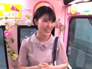 【素人美女中出し】MM号にやってきた素人美女が男の口にたっぷり放尿！オシッコまみれのドスケベマンコに孕ませ中出し