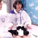 【ロリギャルナンパ】あの有名タレントにそっくりなロリギャルをMM号に連れ込んで大人チンポで生ハメ密着交尾