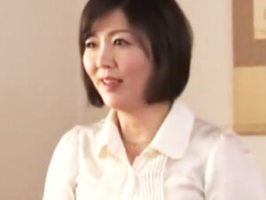 【熟女ママ近親相姦】ムッチリ巨乳の義理の母に我慢できずにチンポしゃぶらせて近親相姦！肉厚マンコを震わせて本気アクメ