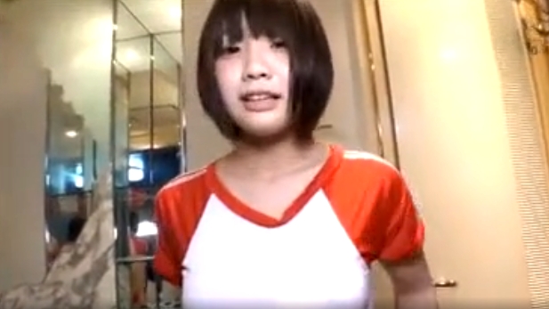 【流出】「らめぇっ！また逝くッ！」家出爆乳JKが大人たちのオモチ...
