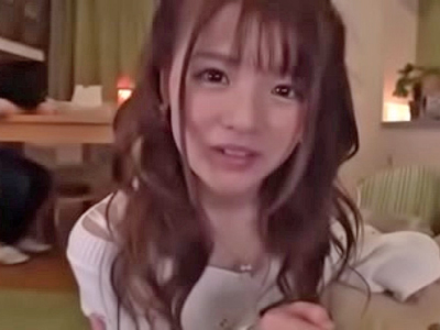 酔い潰れた彼女の近くで誘惑してくる痴女と浮気SEX