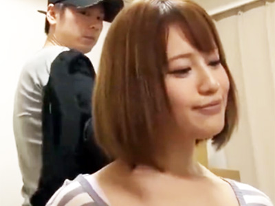 友達の引っ越しを手伝いに行ったら可愛い姉ちゃんを発見したのでレイプｗ