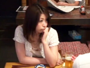 【人妻ナンパNTR】居酒屋で見つけたドスケベ人妻を酒に酔わせて生ハメ交尾！欲求不満マンコをたっぷり犯して大量顔射