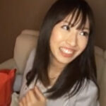 【OL中出し】染みつきパンツを売りに来た美人OLに交渉して生ハメ交尾！メスの匂いが漂うスケベマンコにたっぷり中出し
