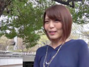 【人妻OL中出し】街で見つけたメス臭ムンムンの人妻OLをナンパ！欲求不満の経産婦マンコにザーメンたっぷり中出し