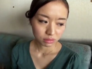 【人妻ガチレイプ】生ハメ交尾を嫌がる美人妻をガチレイプ！生チンポに犯されて涙を流す綺麗な顔に濃厚ザーメンぶっかけ